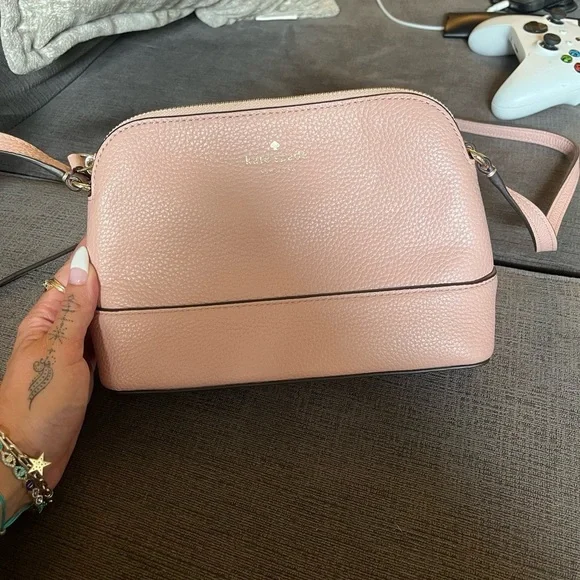 NEW KATE SPADE Leather Blush Pink Southport Ave Hanna Crossbody Bag zip closure - Picture 2 of 11
